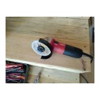 Угловая шлифмашина Makita M9508